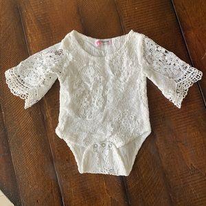 Lace outfit for baby pictures